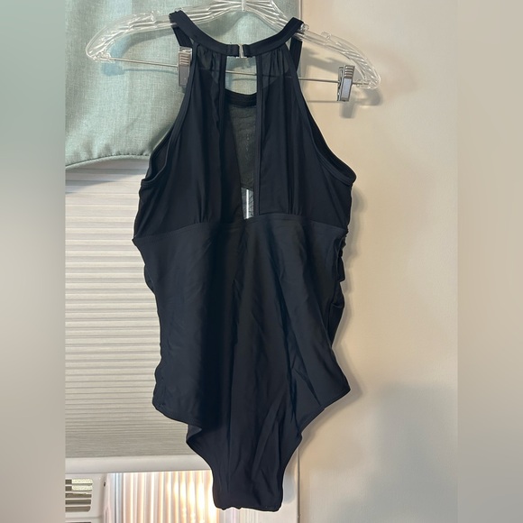 Elegant Black Halter Swimsuit Size L - Picture 2 of 3